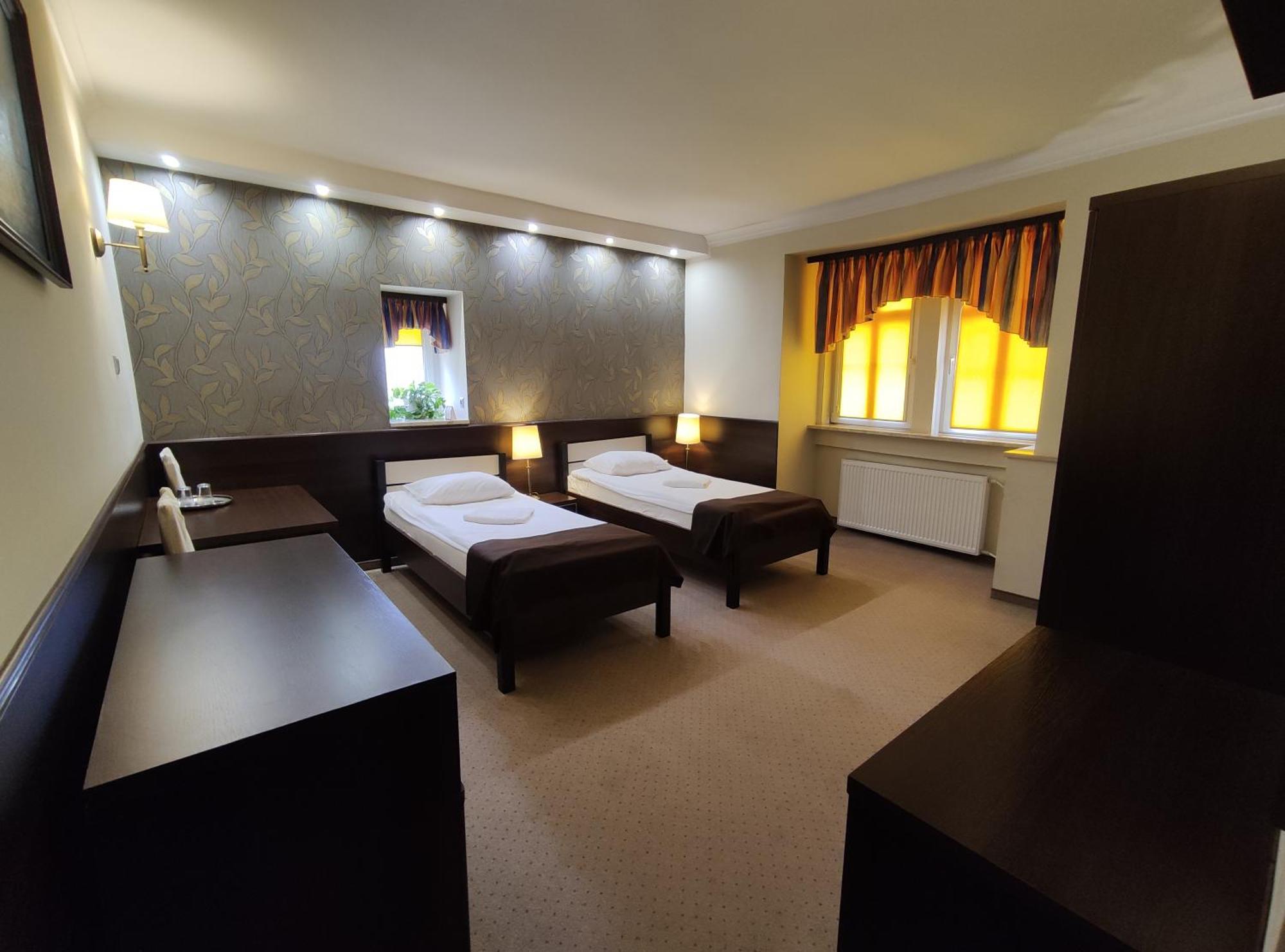 Hotel Atena Słupsk Buitenkant foto